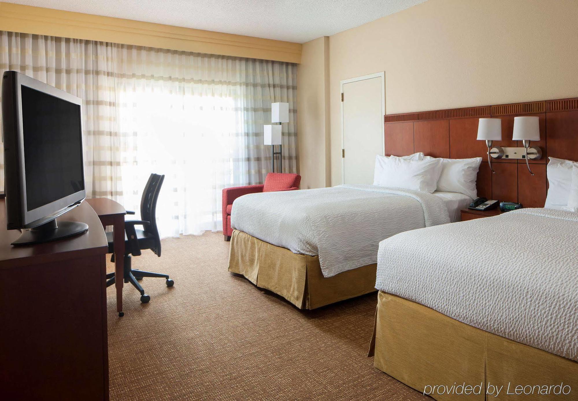 Courtyard By Marriott Birmingham Homewood Exterior photo