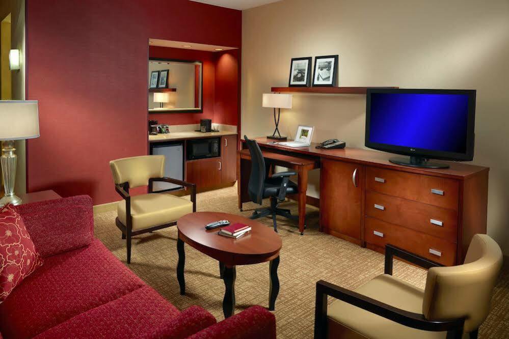 Courtyard By Marriott Birmingham Homewood Exterior photo